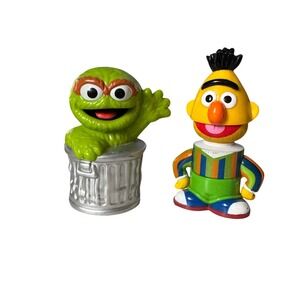 Vintage Sesame Street PVC Figures Bert and Oscar the Grouch Toy Set